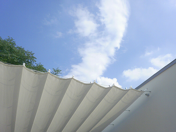 ウィークエンドハウス